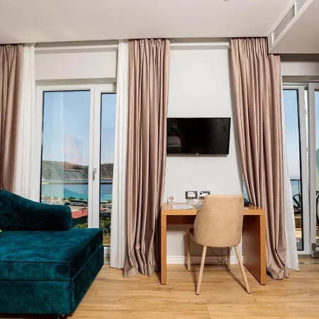 Sea View Отель